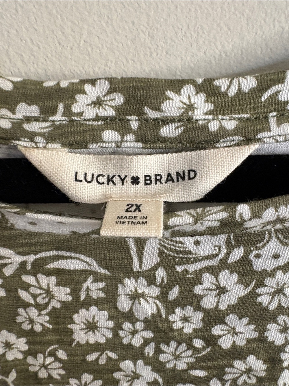 Lucky Brand Olive & White Floral Patchwork Short Sleeve Top - Picture 2 of 5